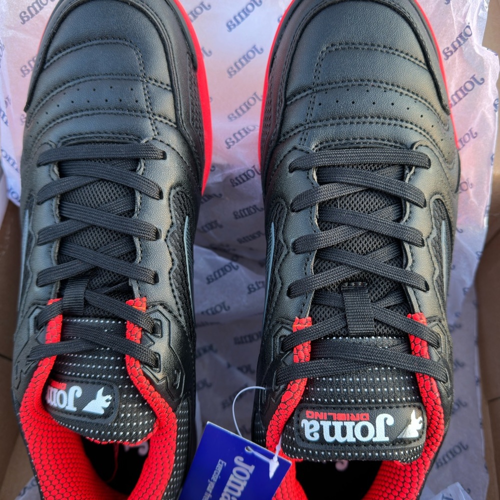 NEW Joma Soccer Shoes